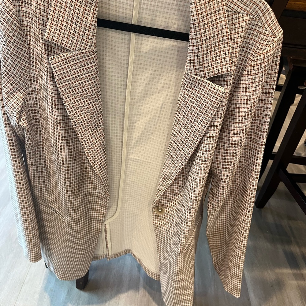 Maurices Brown and White Checkered Blazer